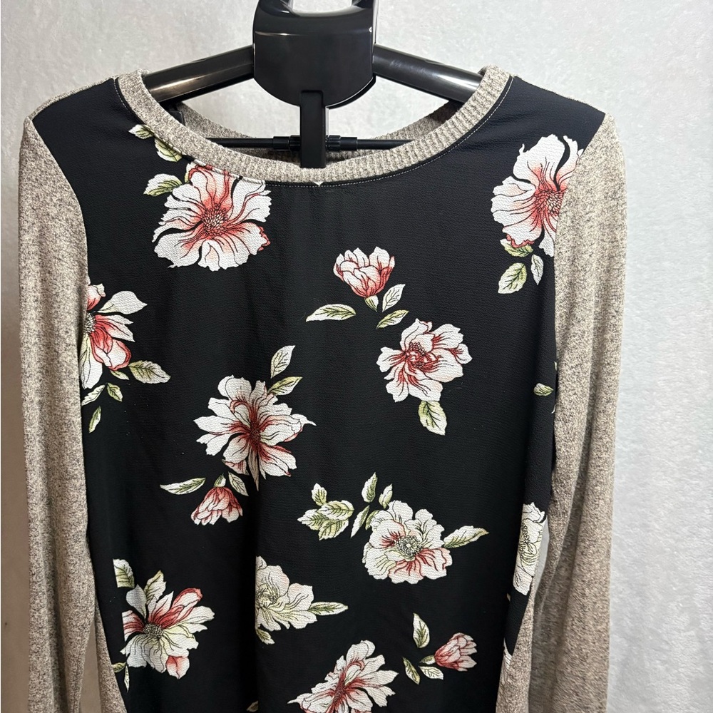 Kaileigh Black Floral Blouse with Beige Sleeves